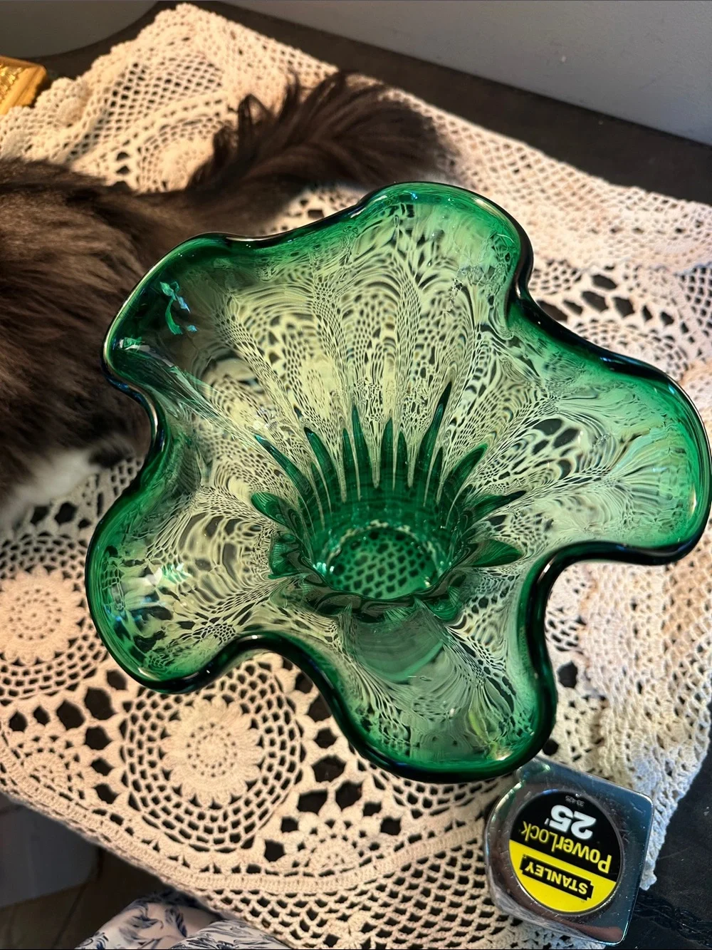 Vintage Green Art Glass Ruffled Vase - Unbranded